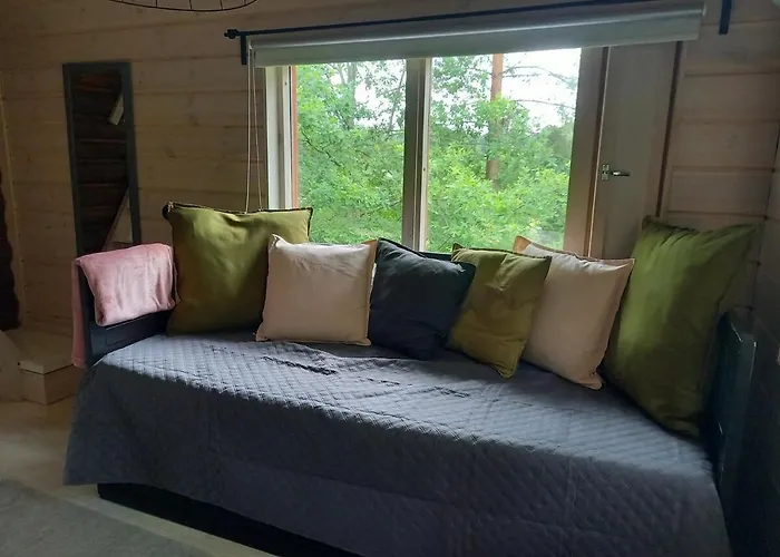 From The Edge Of Nuuksio National Park 公寓 Otalampi